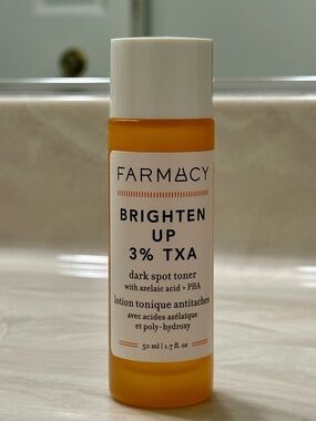 Farmacy Brighten Up TXA 3% Dark Spot Toner